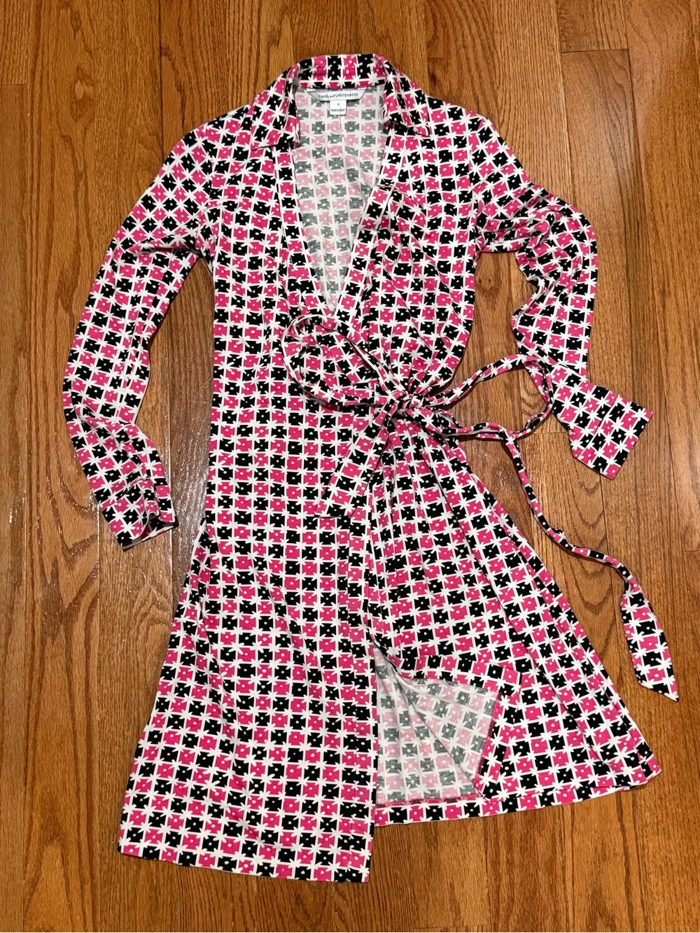 Diane Von Furstenberg Jeanne Wrap Dress Size 0